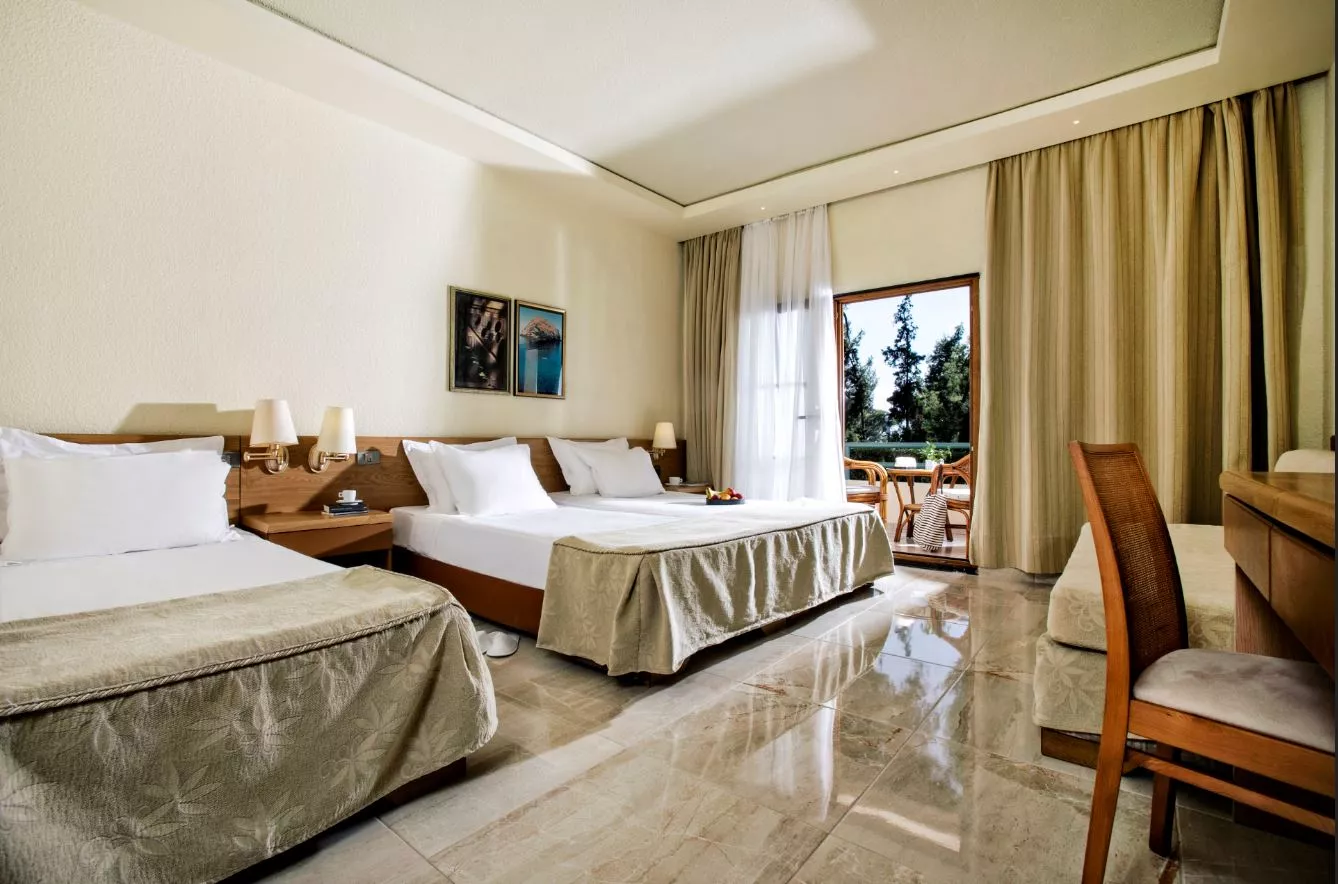 Tiara Holidays - Possidi Holidays Resort & Suites - Family Room with Mountain View - bedroom